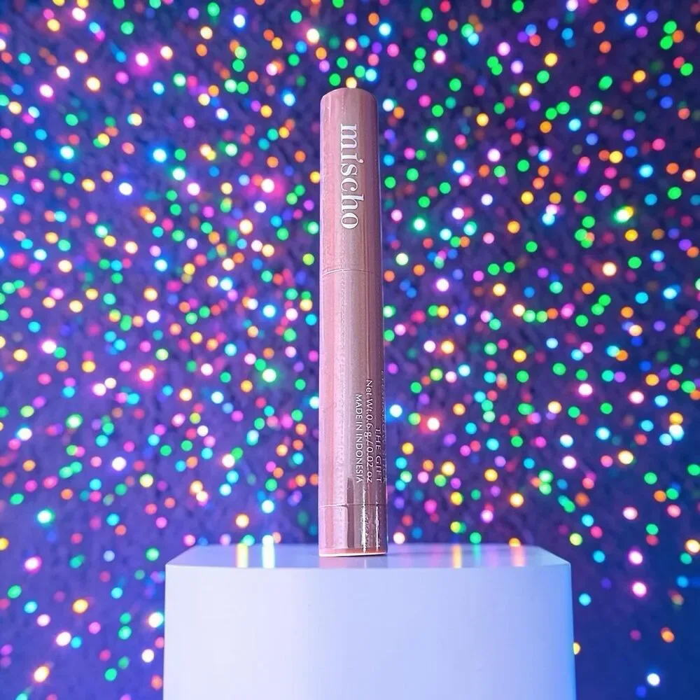 MISCHO BEAUTY Eyeshadow Stick in the Gift 0.02 oz NWOB & Sealed